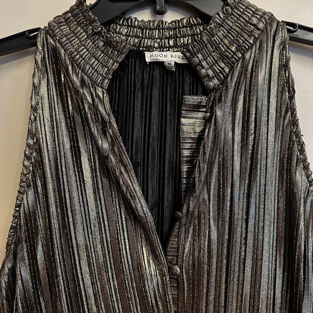 Moon River Metallic Pleated Sleeveless Mini Dress Medium Gold Black Party - Picture 6 of 7